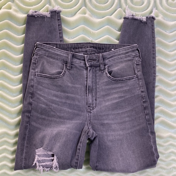 AE gray distressed jeans - Picture 2 of 4